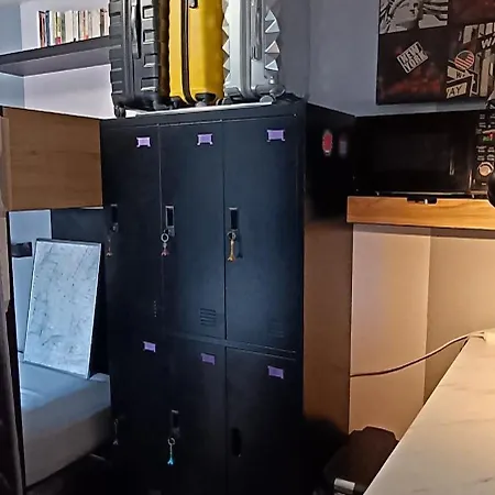 F2 Entier 30m2 Climatise A La Porte D'italie *