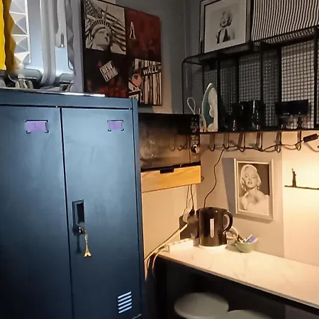 F2 Entier 30m2 Climatise A La Porte D'italie Apartment Le Kremlin-Bicêtre